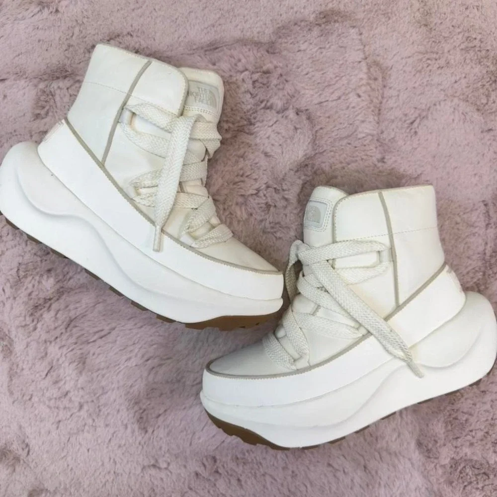 The North Face Platform Winter Boots – Cream / Ivory‎